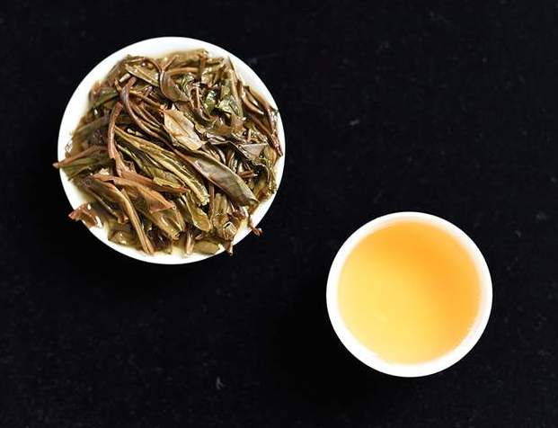 
                  
                    2014 Zodiac Horse Raw Pu-erh Tea - Pu Erh Tea
                  
                