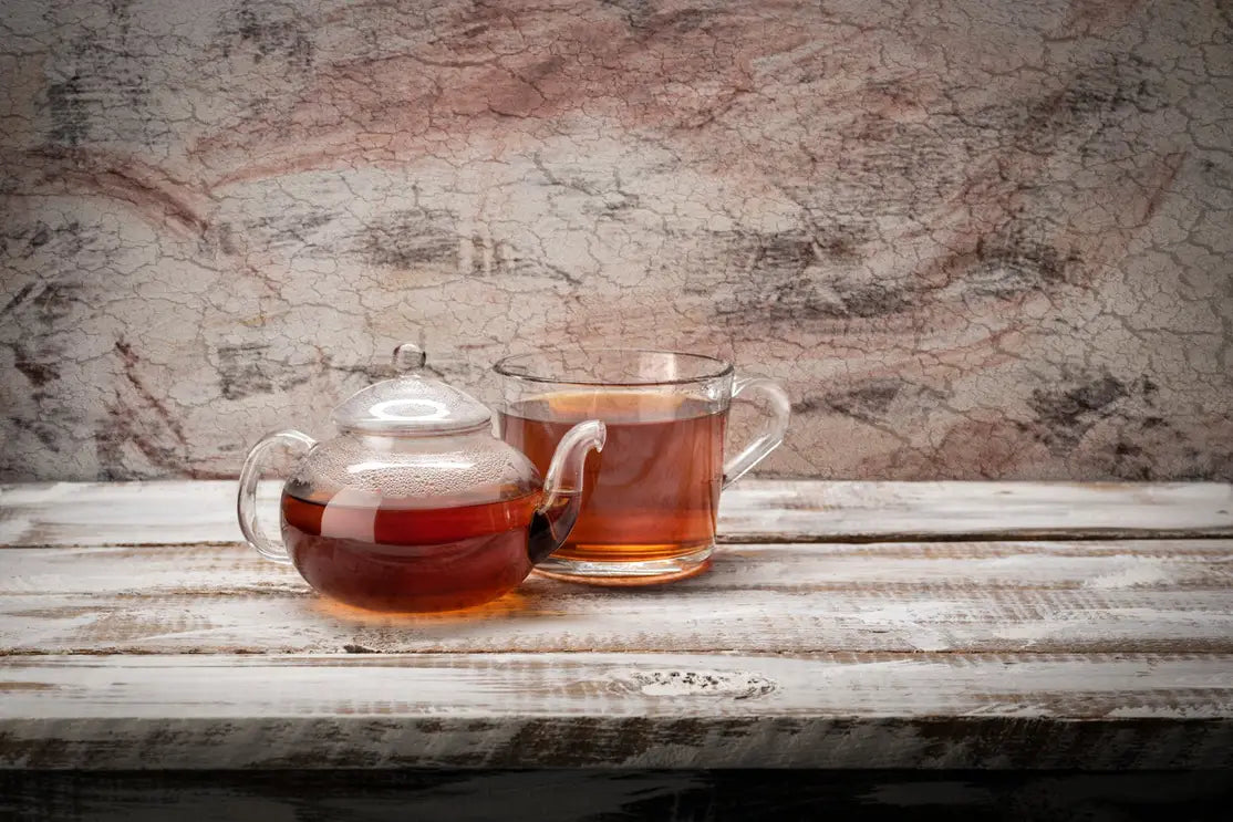 The Difference Between Raw and Ripe Pu Erh Tea