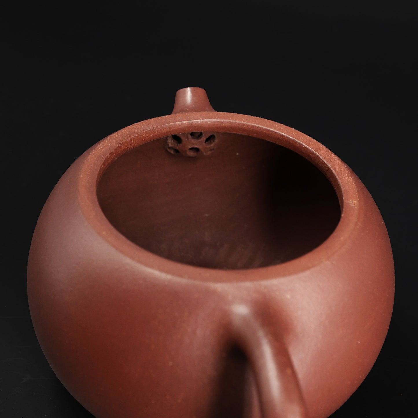 
                  
                    Handmade Yixing Purple Clay Teapot 200ml - Xi Shi
                  
                