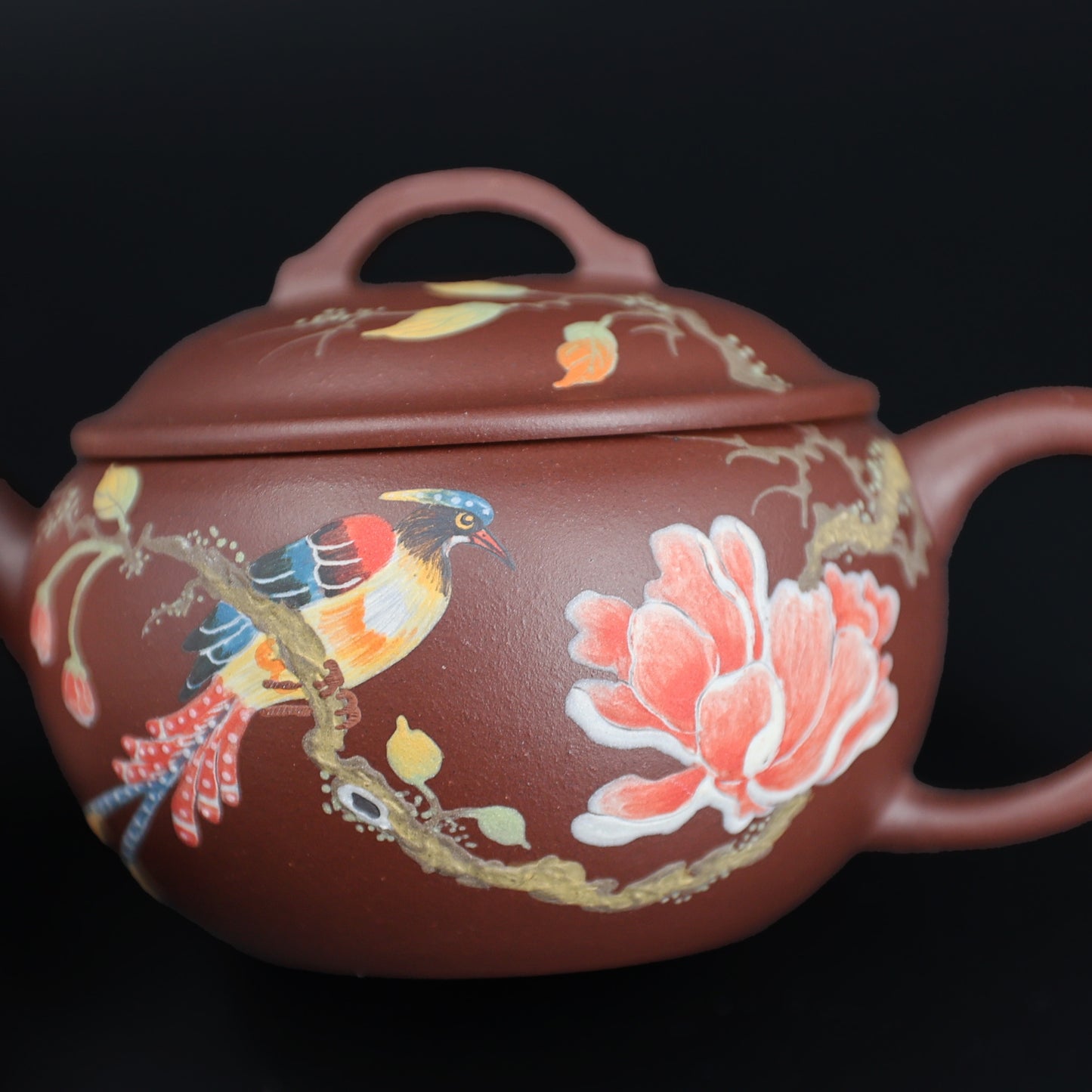 
                  
                    Handmade Yixing Purple Clay Teapot 200ml -Yuan Wa
                  
                