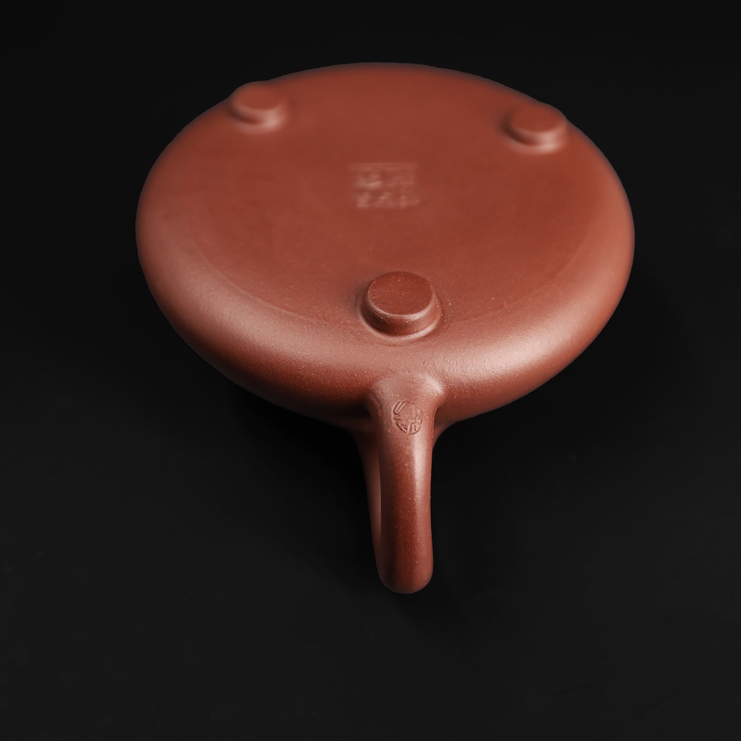 
                  
                    Handmade Yixing Purple Clay Teapot 220ml -Shi Piao
                  
                