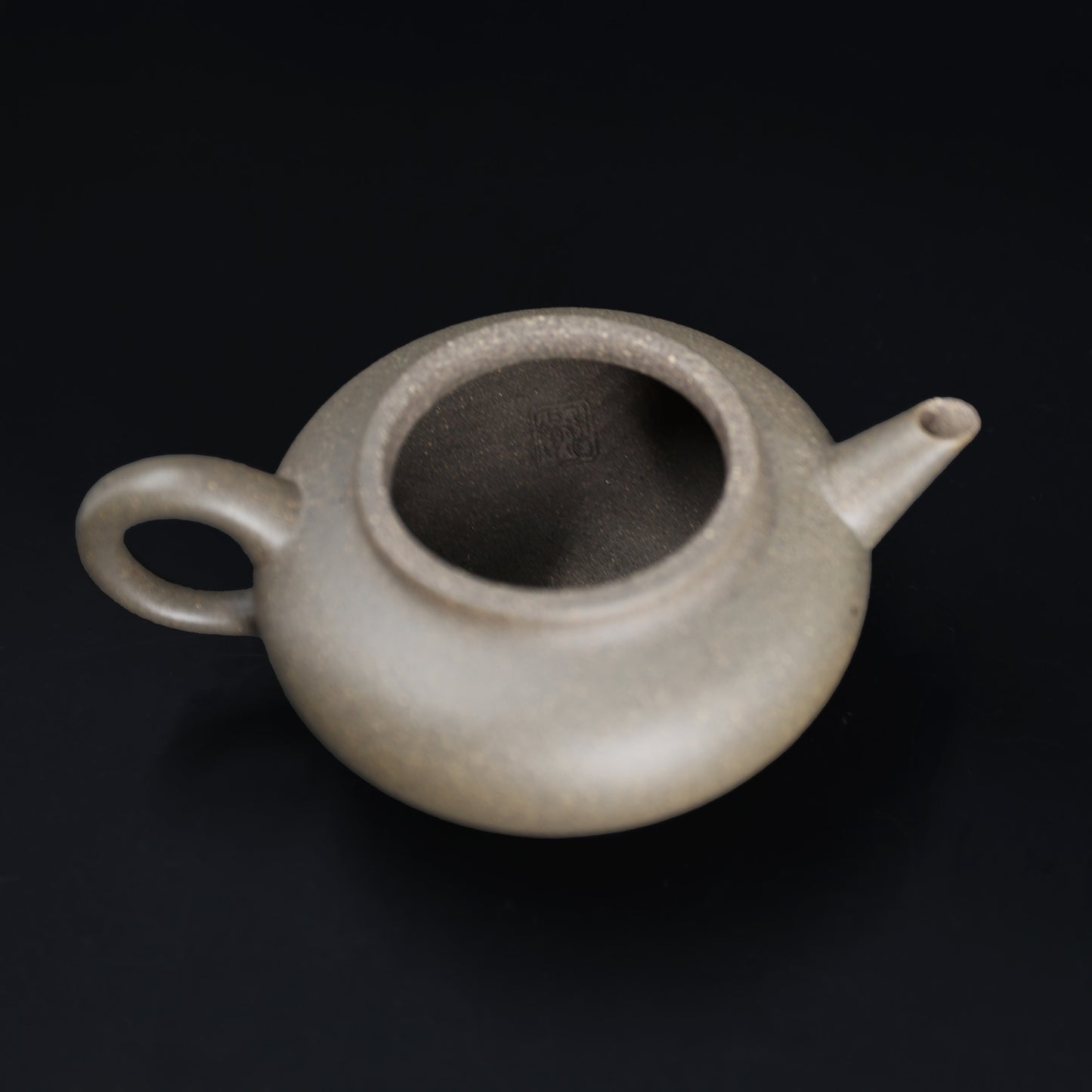 
                  
                    Handmade Yixing Purple Clay Teapot 200ml -Shui Ping
                  
                