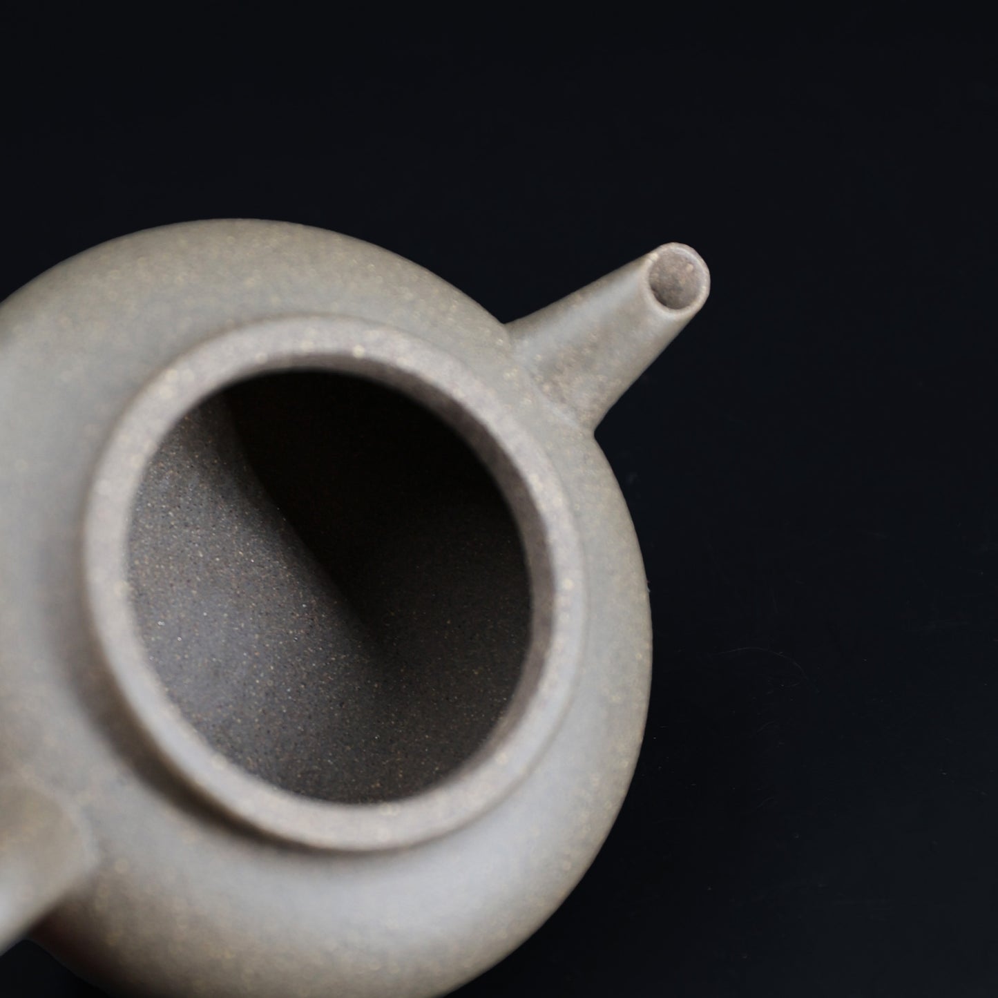 
                  
                    Handmade Yixing Purple Clay Teapot 200ml -Shui Ping
                  
                