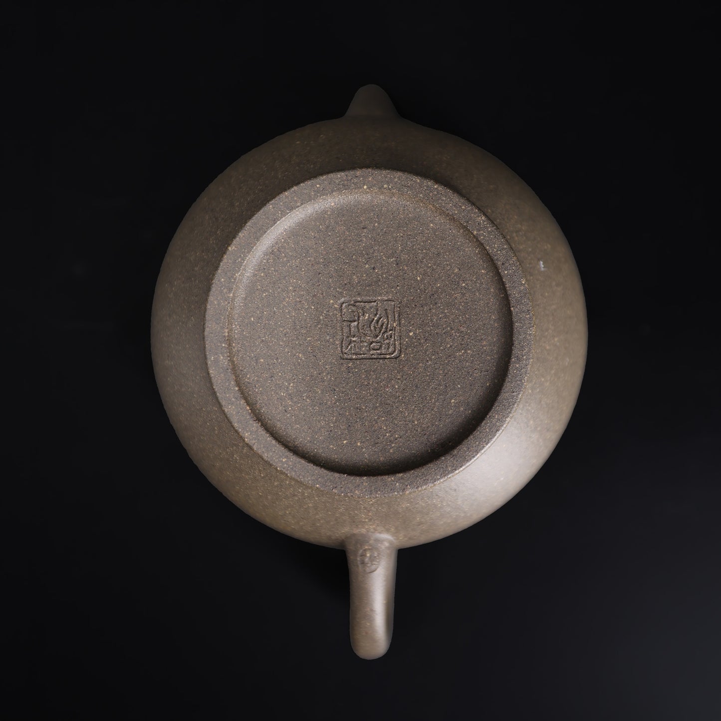 
                  
                    Handmade Yixing Purple Clay Teapot 200ml -Shui Ping
                  
                