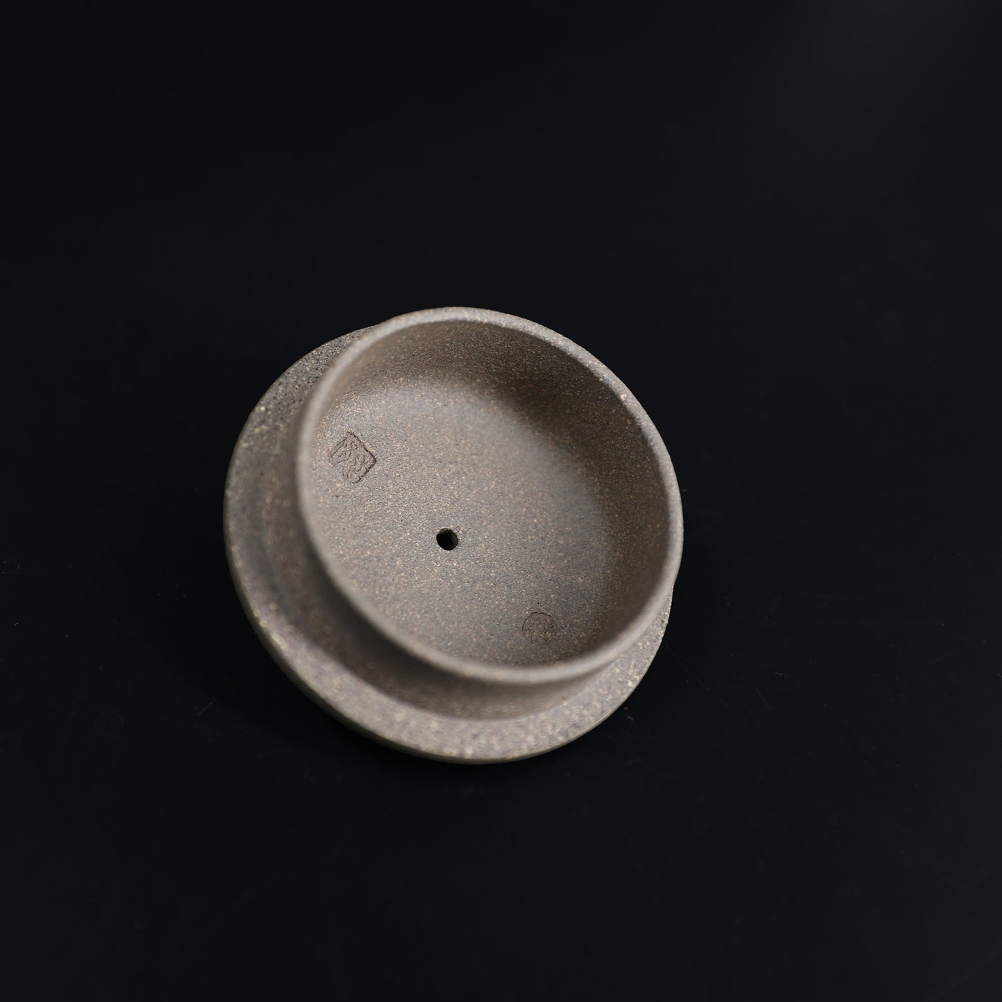 
                  
                    Handmade Yixing Purple Clay Teapot 200ml -Shui Ping
                  
                