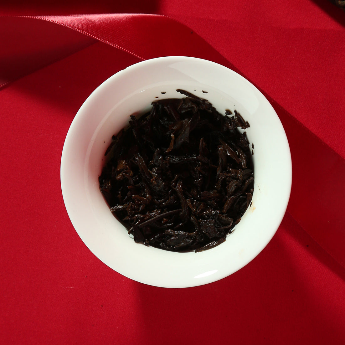 
                  
                    Chen Sheng Hao 2019 Red Coral Ripe Pu'er Tea leaves after steep
                  
                